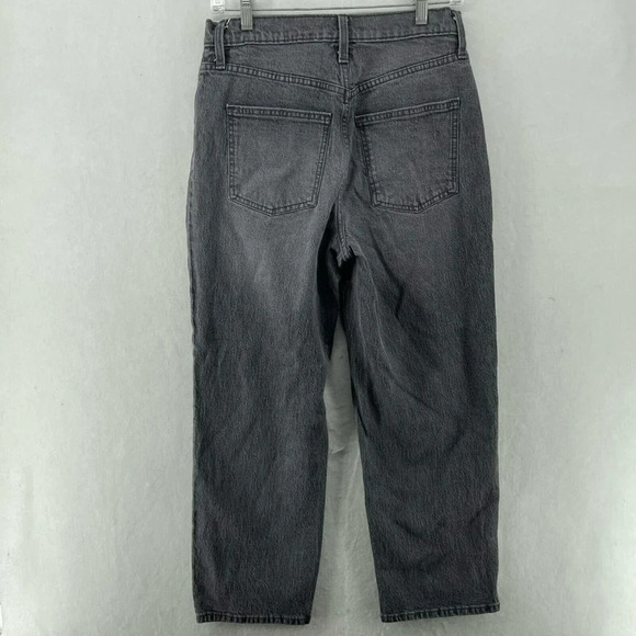 Universal Thread Jeans Womens 6/28R  Black Light Wash Straight Hi-Rise Buttonfly - Picture 2 of 12